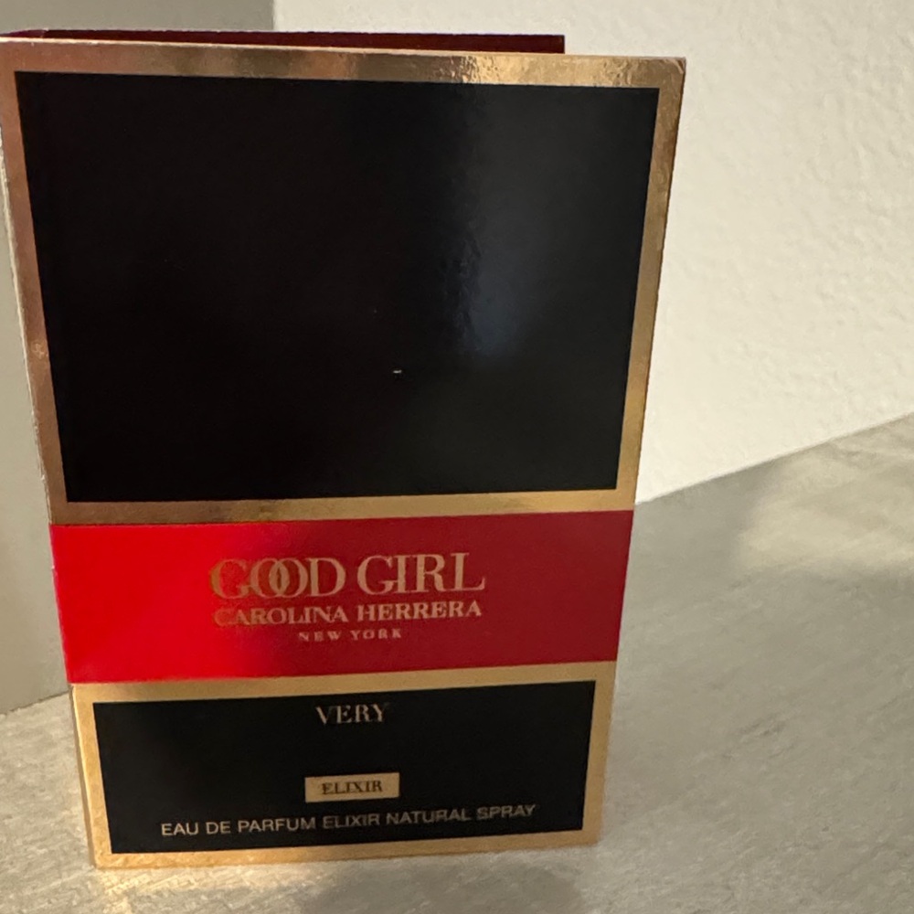 Sample- Carolina Herrera Good Girl Elixir in Black and Red
